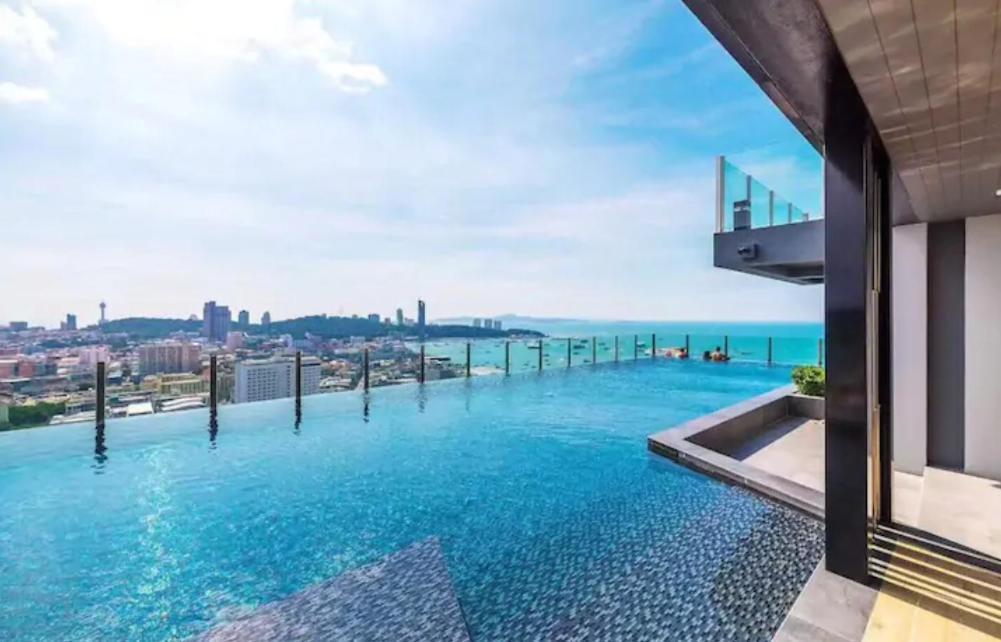 The Base Central Pattaya Quiet King-Bed With Infinity Pool & Free Netflix! Exterior photo