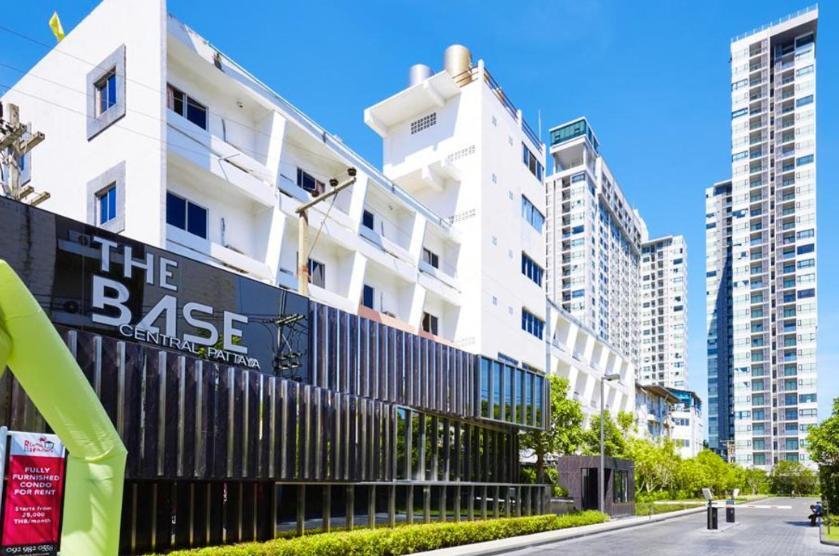 The Base Central Pattaya Quiet King-Bed With Infinity Pool & Free Netflix! Exterior photo